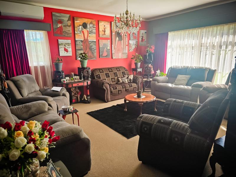 4 Bedroom Property for Sale in Hospitaalpark Free State
